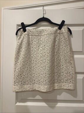 LOFT Cream Floral Lace Mini Skirt